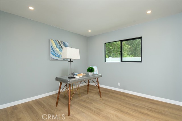 Detail Gallery Image 23 of 48 For 19806 Needles, Chatsworth,  CA 91311 - 3 Beds | 3 Baths