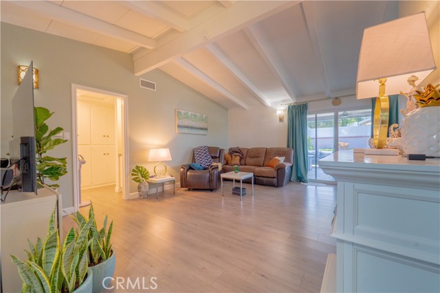 8326 Sanger Avenue, Whittier CA: https://media.crmls.org/medias/dd462932-a6aa-47f4-97b1-fec44795270e.jpg