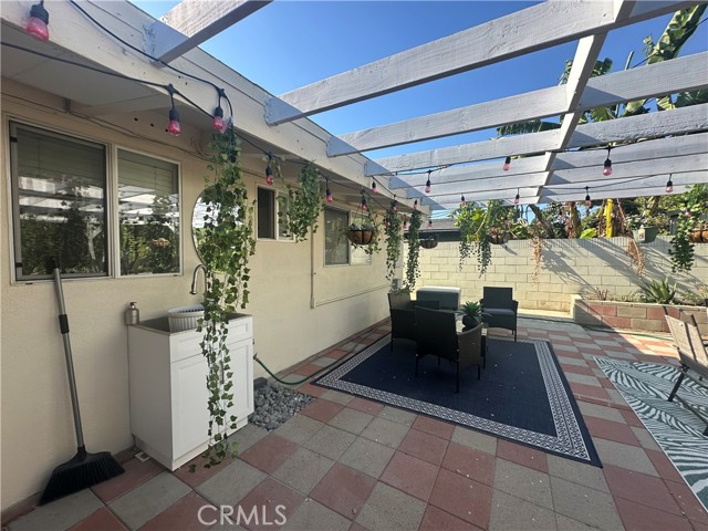 Detail Gallery Image 17 of 19 For 1360 N Ferndale St, Anaheim,  CA 92801 - 4 Beds | 2 Baths