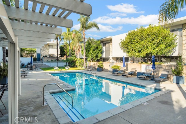 Detail Gallery Image 29 of 36 For 4221 W Sarah St #24,  Burbank,  CA 91505 - 2 Beds | 2/1 Baths