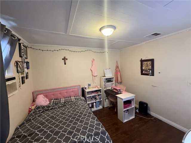 12700 Elliott Avenue, El Monte CA: https://media.crmls.org/medias/dd478ebc-dcb5-4c0d-b7dc-4cd7777e6936.jpg