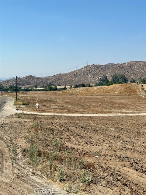 25 Juniper flats road, Nuevo CA: https://media.crmls.org/medias/dd48797c-f3d3-4235-b2e1-7d62a1ad6cda.jpg