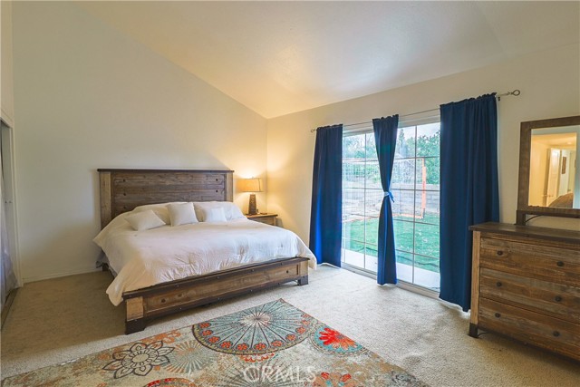 Detail Gallery Image 16 of 23 For 25426 Avenida Escalera, Valencia,  CA 91355 - 5 Beds | 3 Baths