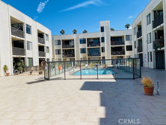 Pool & spa deck