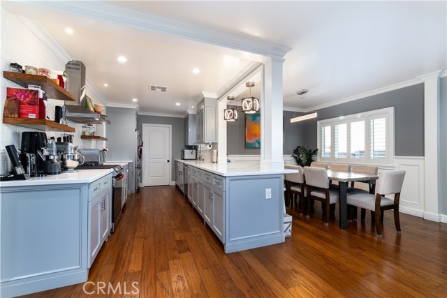 16264 Kalisher Street, Granada Hills CA: https://media.crmls.org/medias/dd4930c3-c428-4061-84e5-13af0ecb2ceb.jpg