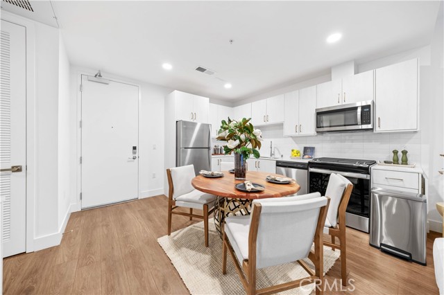 Detail Gallery Image 7 of 46 For 709 E Walnut St #222,  Pasadena,  CA 91101 - 0 Beds | 1 Baths