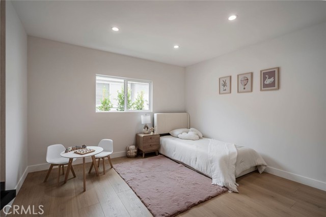 14126 Runnymede Street, Van Nuys CA: https://media.crmls.org/medias/dd4a08dc-2ca4-4a23-ab8b-4b52be82d179.jpg