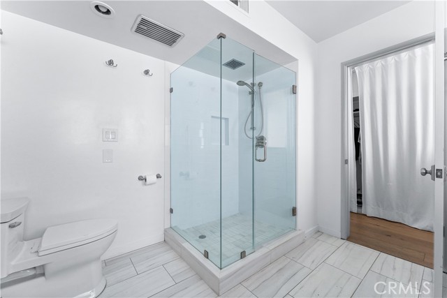 Detail Gallery Image 19 of 36 For 11 Harbor Is, Newport Beach,  CA 92660 - 3 Beds | 2 Baths