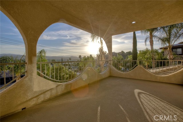Detail Gallery Image 27 of 68 For 28856 Yosemite Pl, Canyon Lake,  CA 92587 - 3 Beds | 3/1 Baths