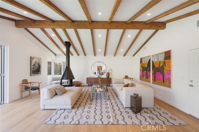 Detail Gallery Image 8 of 54 For 2880 Club House Rd, Costa Mesa,  CA 92626 - 5 Beds | 2/1 Baths