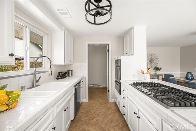 Detail Gallery Image 22 of 44 For 1725 Canard Ave, Placentia,  CA 92870 - 4 Beds | 2 Baths