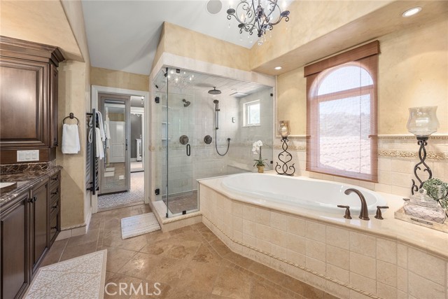 21925 Heatheridge Drive, Yorba Linda CA: https://media.crmls.org/medias/dd4e0ffd-5ea9-497a-9409-1acf3fcea5c3.jpg