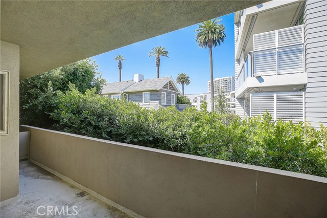 Detail Gallery Image 33 of 43 For 413 Ocean Ave, Santa Monica,  CA 90402 - – Beds | – Baths