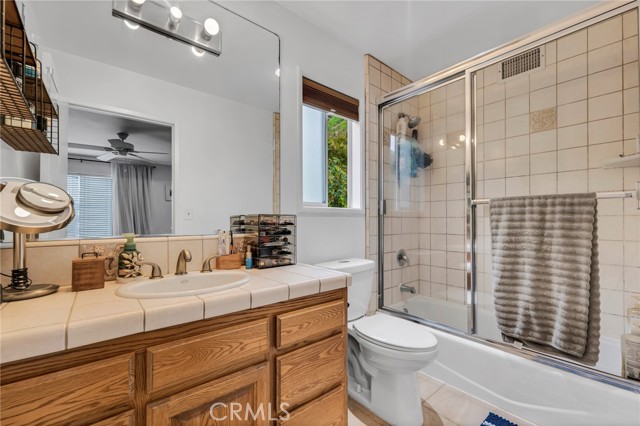 Detail Gallery Image 27 of 30 For 9707 Foothill, Sylmar,  CA 91342 - 4 Beds | 3 Baths