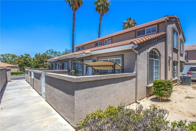 Detail Gallery Image 1 of 30 For 25545 Prospect Ave, Loma Linda,  CA 92354 - 3 Beds | 3 Baths