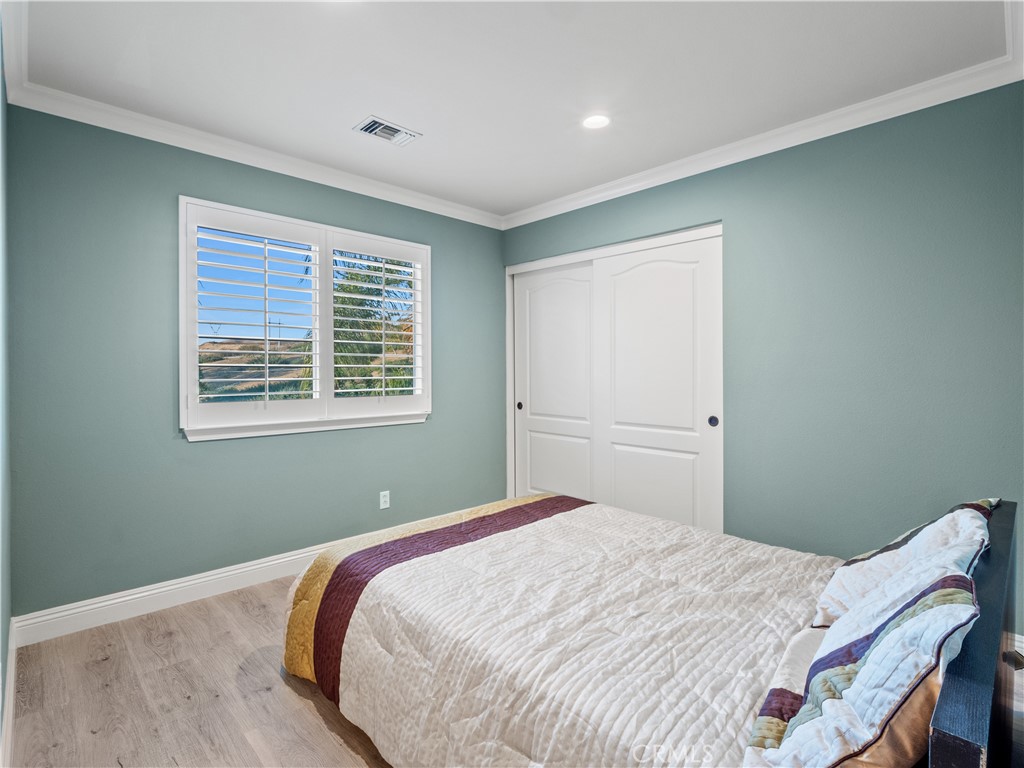 MLS #SR25253604 image #32