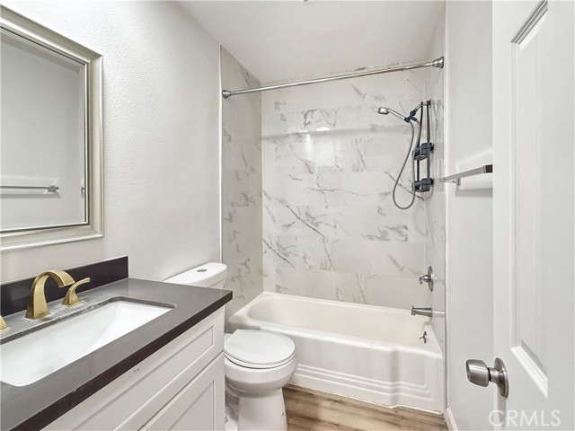 Detail Gallery Image 11 of 12 For 3124 Topaz Ln #B,  Fullerton,  CA 92831 - 2 Beds | 1 Baths