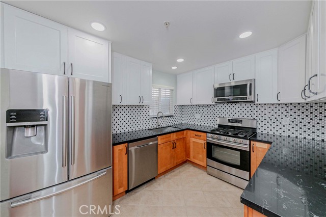 1514 W 207th Street, Torrance CA: https://media.crmls.org/medias/dd51f934-9d9a-4adb-a282-6fca7ab6ae4f.jpg