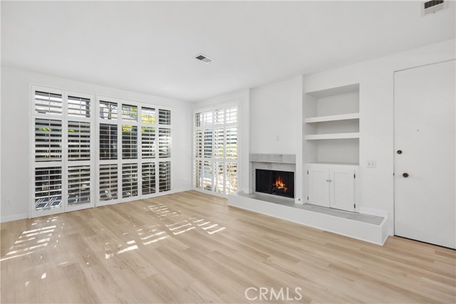 339 Cypress Drive, Laguna Beach CA: https://media.crmls.org/medias/dd522aea-fc98-472b-a24c-15bd457c8fca.jpg