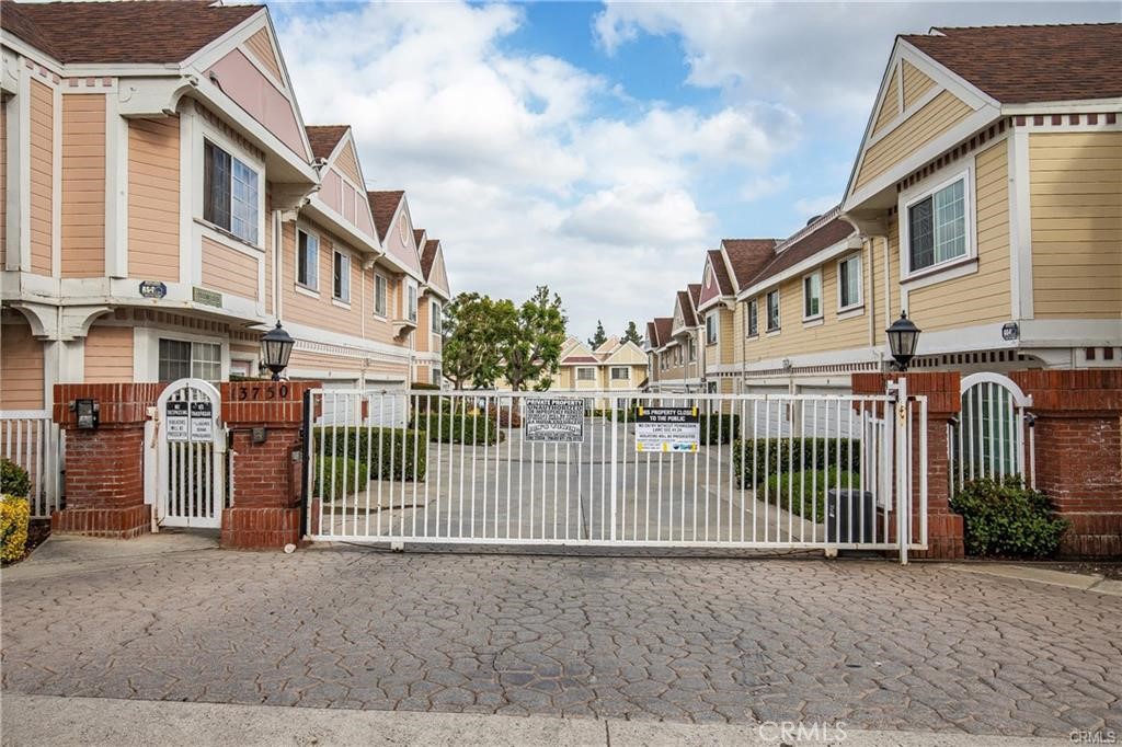 13750 Hubbard Street #77