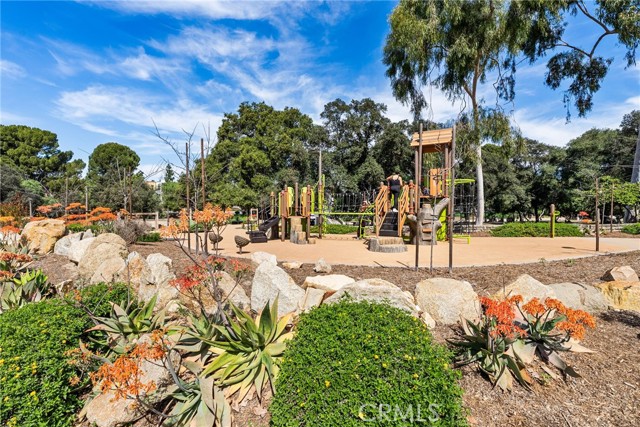 Image 40 of 45 For 2314 Oakmont Avenue