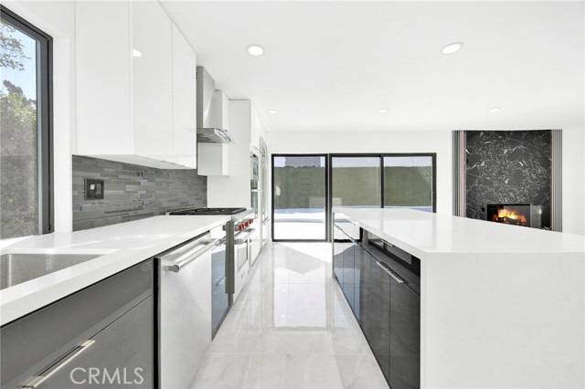 12765 Meadowlark Avenue, Granada Hills, California 91344, 4 Bedrooms Bedrooms, ,2 BathroomsBathrooms,Single Family Residence,For Sale,Meadowlark,BB25026436