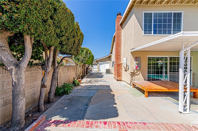 Detail Gallery Image 43 of 45 For 670 Oakhaven Ave, Brea,  CA 92823 - 4 Beds | 3 Baths