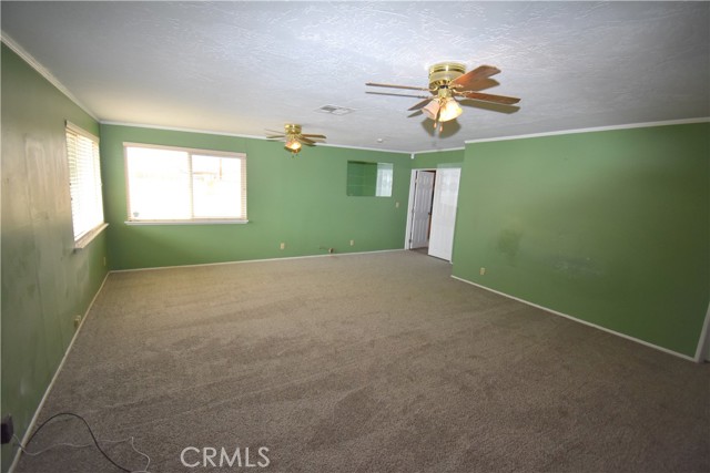 Detail Gallery Image 7 of 20 For 13076 Osage Rd, Apple Valley,  CA 92308 - 4 Beds | 2 Baths