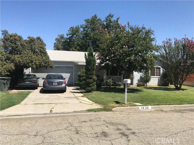 3935 Mckenzie St, Riverside, CA 92503