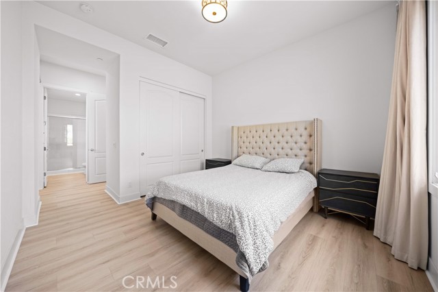 53 Eider Run, Irvine CA: https://media.crmls.org/medias/dd54cb35-425b-4b90-90e2-5d6afc0a5b49.jpg