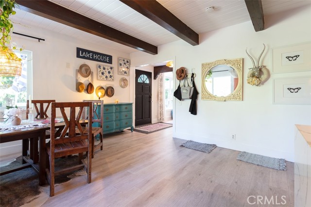 Detail Gallery Image 17 of 33 For 220 Oak Dr., Lake Arrowhead,  CA 92352 - 3 Beds | 2 Baths