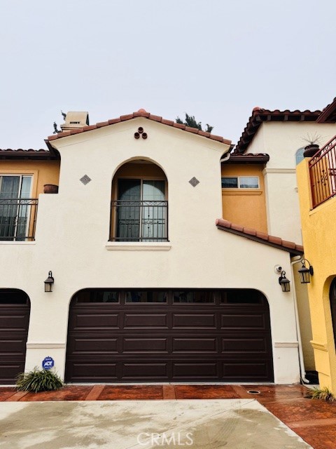 Detail Gallery Image 1 of 21 For 9128 Florence Ave, Downey,  CA 90240 - 3 Beds | 2/1 Baths