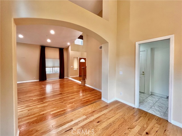 Detail Gallery Image 12 of 49 For 5666 Silver Valley, –,  CA 91301 - 4 Beds | 3 Baths