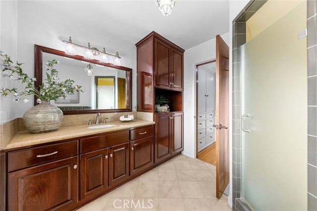 1260 Oakhaven Lane, Arcadia CA: https://media.crmls.org/medias/dd58b712-1815-4d3f-ba72-f780ac3f92d5.jpg