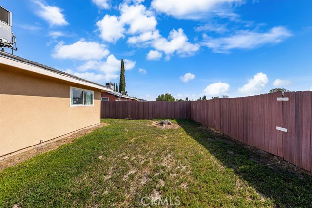 12610 Serrano Drive, Yucaipa CA: https://media.crmls.org/medias/dd58cd57-3877-4f85-b2df-9cd7d3f8b04b.jpg