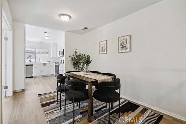 Detail Gallery Image 7 of 28 For 19519 Rinaldi St #57,  Porter Ranch,  CA 91326 - 3 Beds | 2 Baths