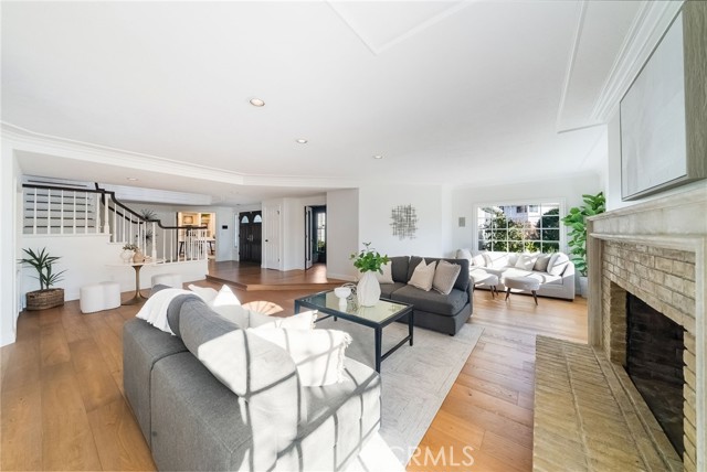 Detail Gallery Image 4 of 64 For 26361 Sorrell Pl, Laguna Hills,  CA 92653 - 7 Beds | 5 Baths