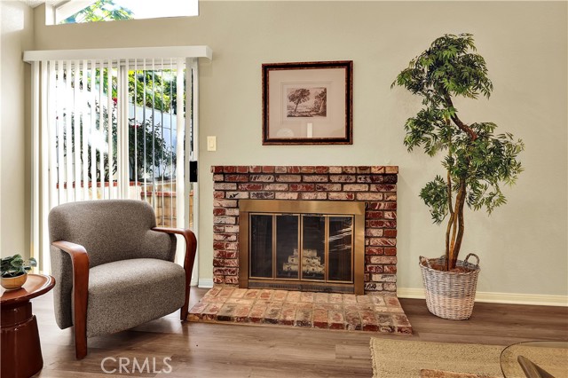 Detail Gallery Image 8 of 28 For 8482 E Amberwood, Anaheim,  CA 92808 - 3 Beds | 2/1 Baths