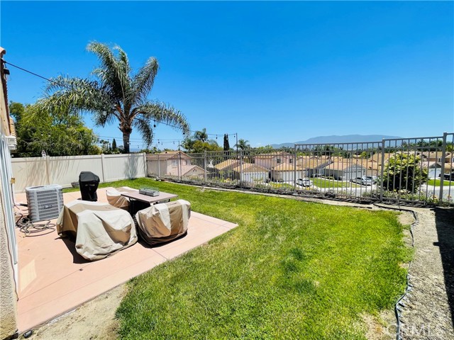 Detail Gallery Image 22 of 38 For 31926 Calle Novelda, Temecula,  CA 92592 - 3 Beds | 2 Baths