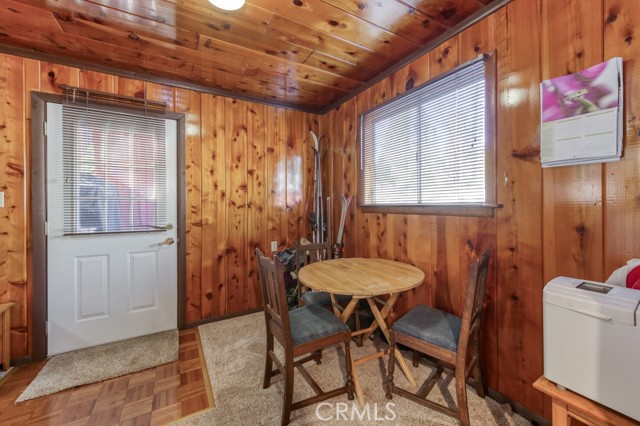 Detail Gallery Image 20 of 38 For 41391 Musick Dr, Shaver Lake,  CA 93664 - 2 Beds | 1 Baths