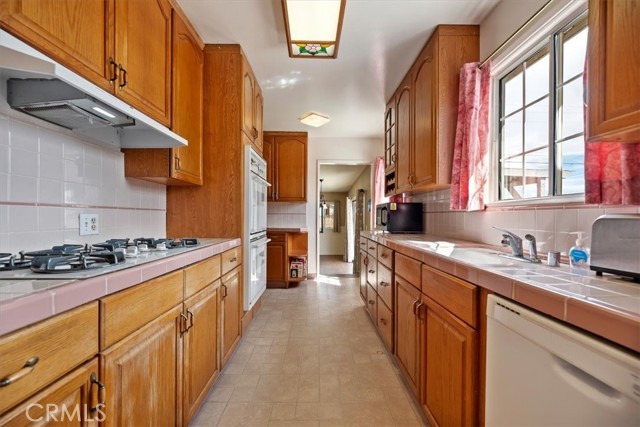 Detail Gallery Image 18 of 48 For 333 S Pampas, Rialto,  CA 92376 - 4 Beds | 2 Baths