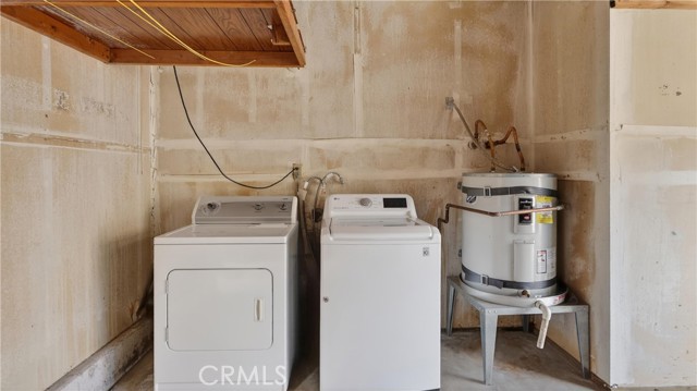 Detail Gallery Image 31 of 41 For 461 W Alton #C,  Santa Ana,  CA 92707 - 3 Beds | 1/1 Baths