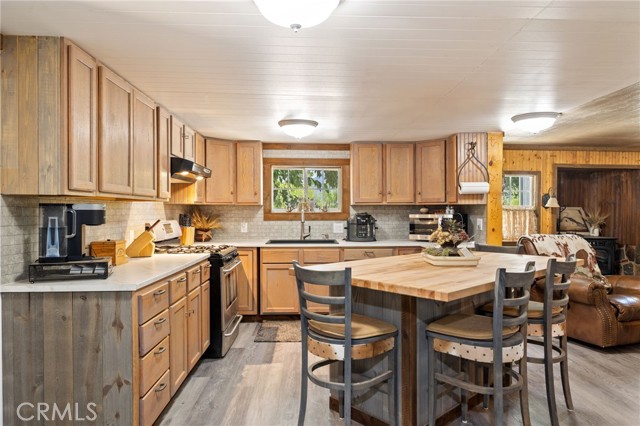4333 Highway 33, New Cuyama CA: https://media.crmls.org/medias/dd5a6319-7828-4523-9b6d-e1754abe949d.jpg