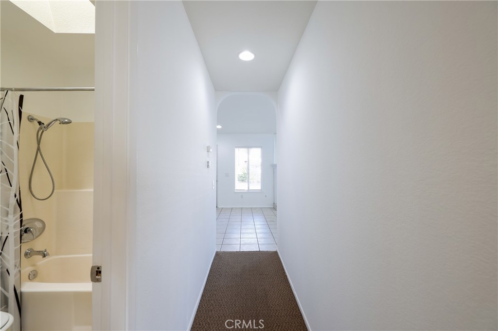 https://media.crmls.org/medias/dd5b08f1-eae5-4067-b8ae-064639fea461.jpg?preset=X-Large