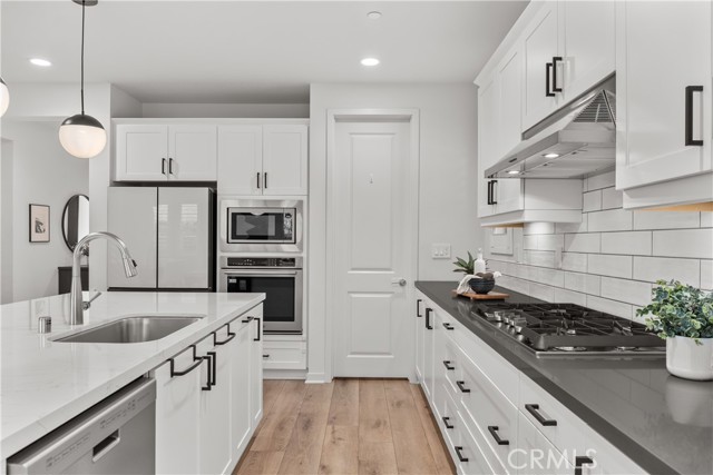 40 Jarano Street, Rancho Mission Viejo CA: https://media.crmls.org/medias/dd5bcf93-bd34-492d-a6bb-67c8546eebff.jpg