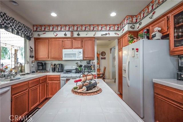 3828 Agave Court, Perris CA: https://media.crmls.org/medias/dd5ca845-eb18-4294-8a50-0b3e5c546362.jpg