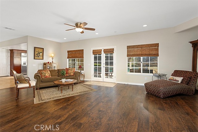 Detail Gallery Image 7 of 44 For 1551 Green Canyon Rd, Fallbrook,  CA 92028 - 6 Beds | 4 Baths