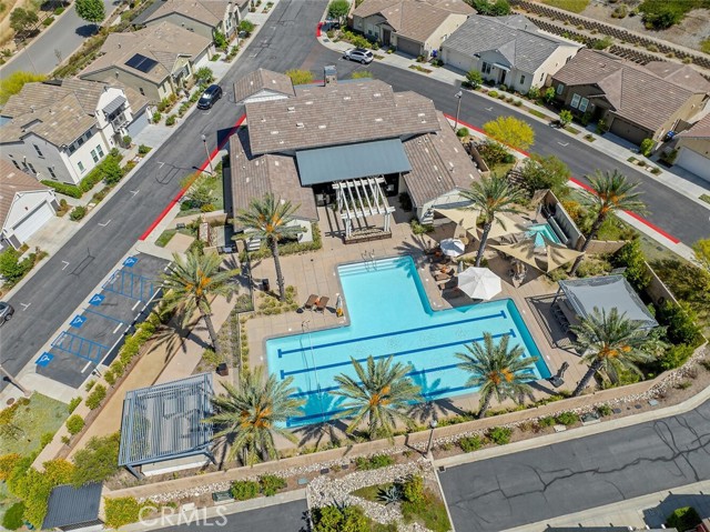 Detail Gallery Image 42 of 47 For 25124 Limetree Ln, Canyon Country,  CA 91387 - 2 Beds | 2/1 Baths