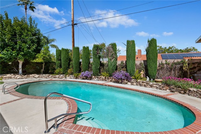 Detail Gallery Image 28 of 32 For 23101 Gainford St, Woodland Hills,  CA 91364 - 3 Beds | 2 Baths