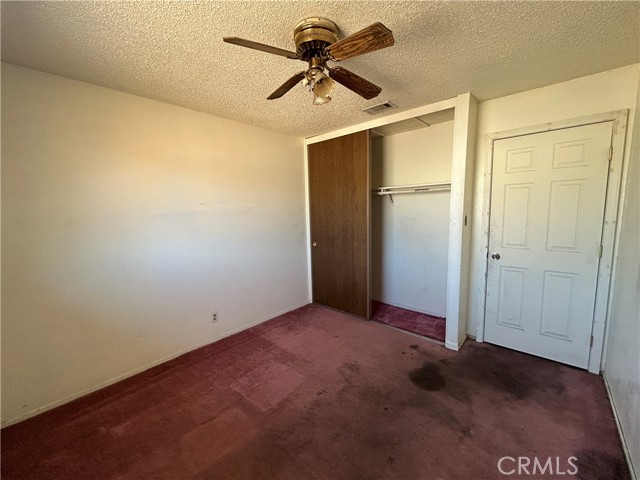 Detail Gallery Image 12 of 17 For 6917 Stillwater Way, Sacramento,  CA 95828 - 3 Beds | 1/1 Baths